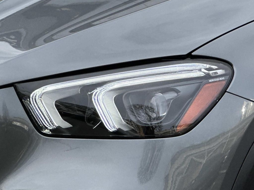 Thumbnail: 2022 Mercedes-Benz GLE - 3