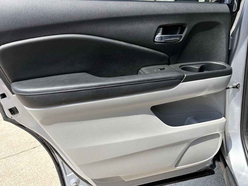 Used 2017 Lunar Silver Metallic Honda EX-L image 15