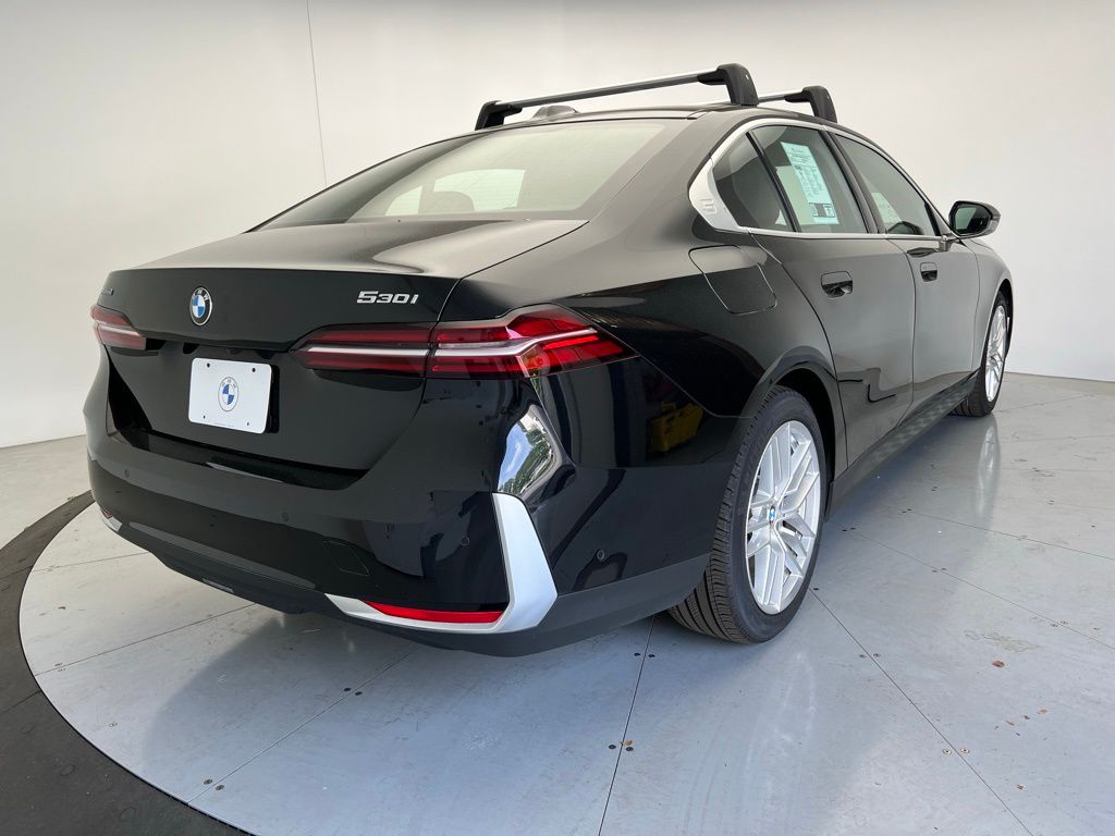 2024 BMW 5 Series 530i xDrive 3