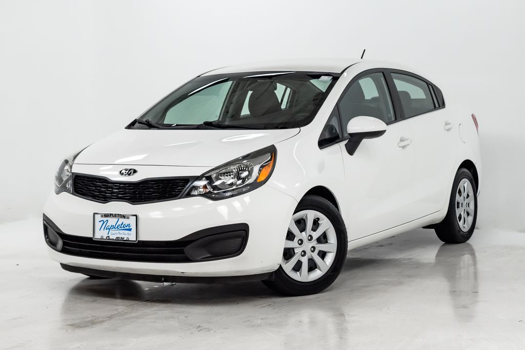 Clear White 2015 Kia Rio Sedan Front-Wheel Drive 6-Speed Automatic