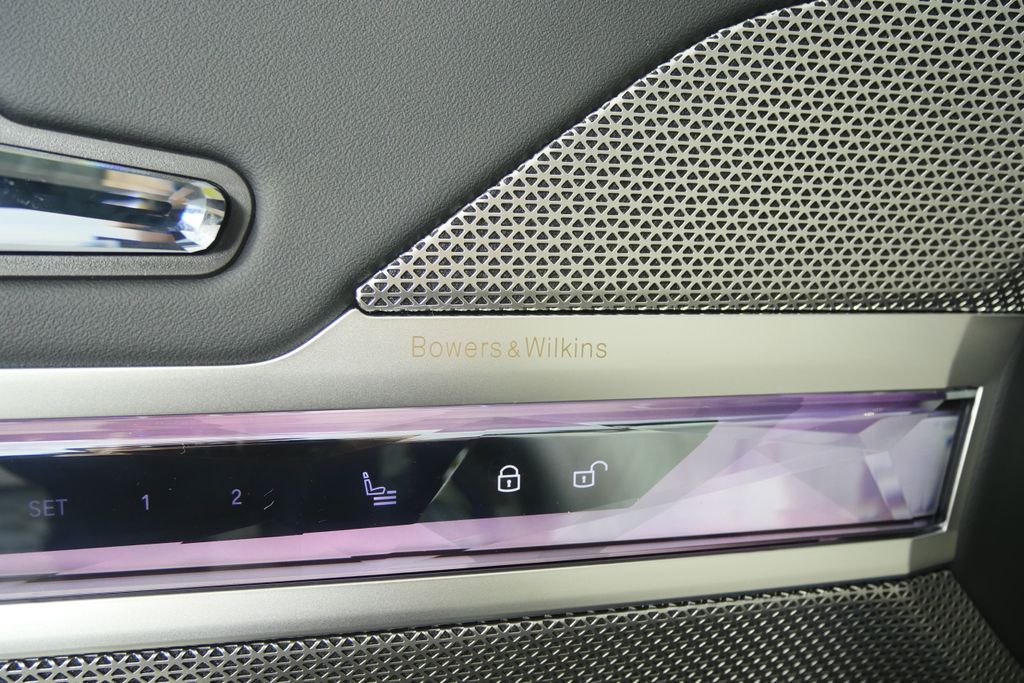 Thumbnail: 2026 BMW 7 Series - 8