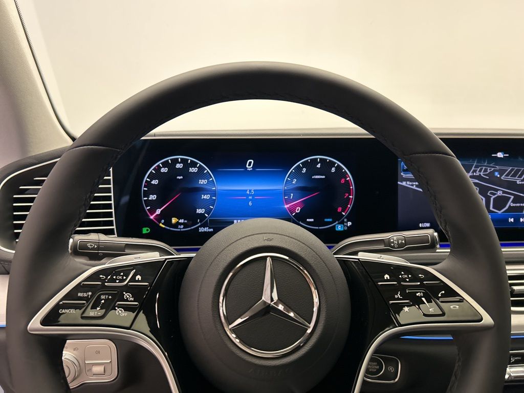 Thumbnail: 2026 Mercedes-Benz GLE - 13