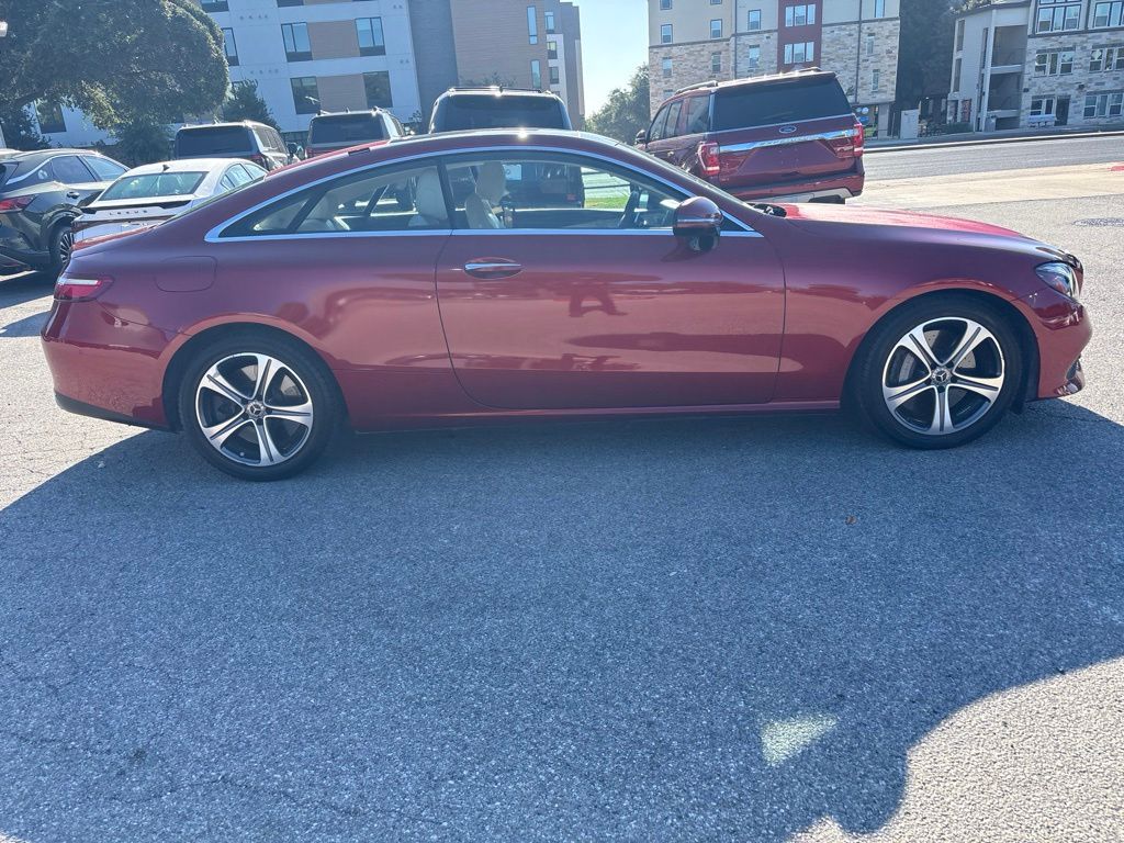 Thumbnail: 2018 Mercedes-Benz E-Class - 5