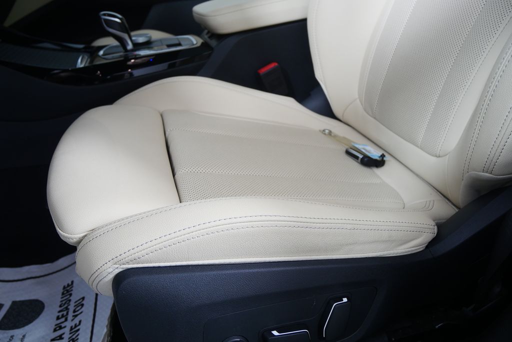 Thumbnail: 2024 BMW X3 - 10