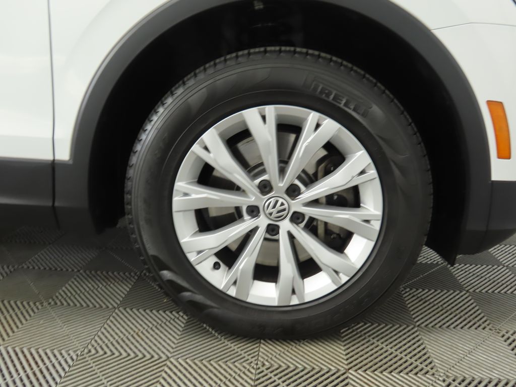 Thumbnail: 2018 Volkswagen Tiguan - 31