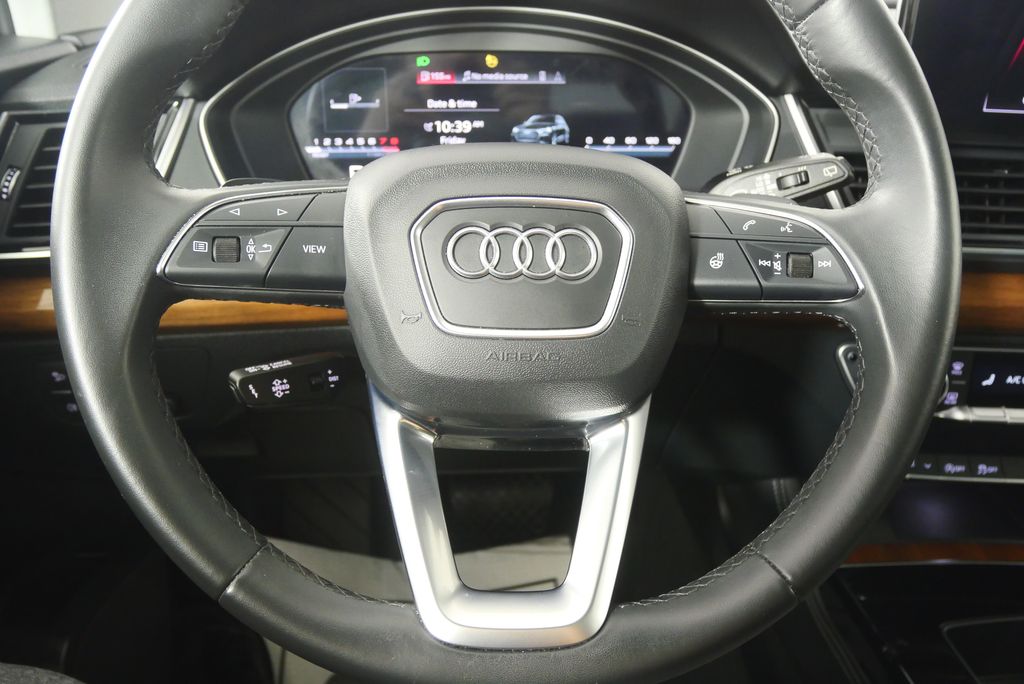 Thumbnail: 2022 Audi Q5 - 21