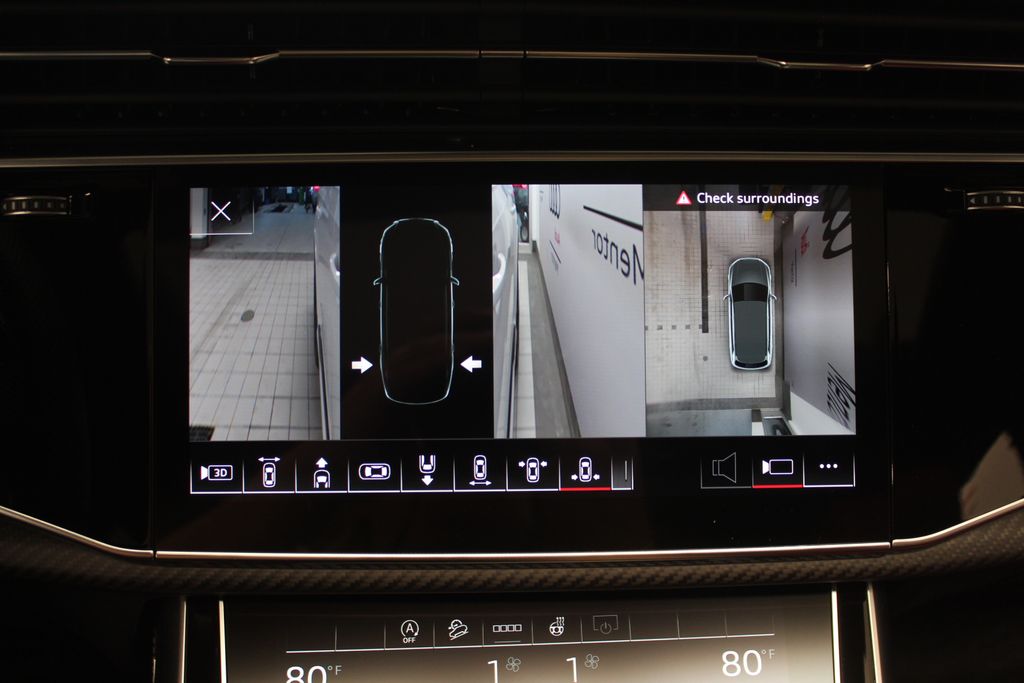 Thumbnail: 2026 Audi SQ7 - 28