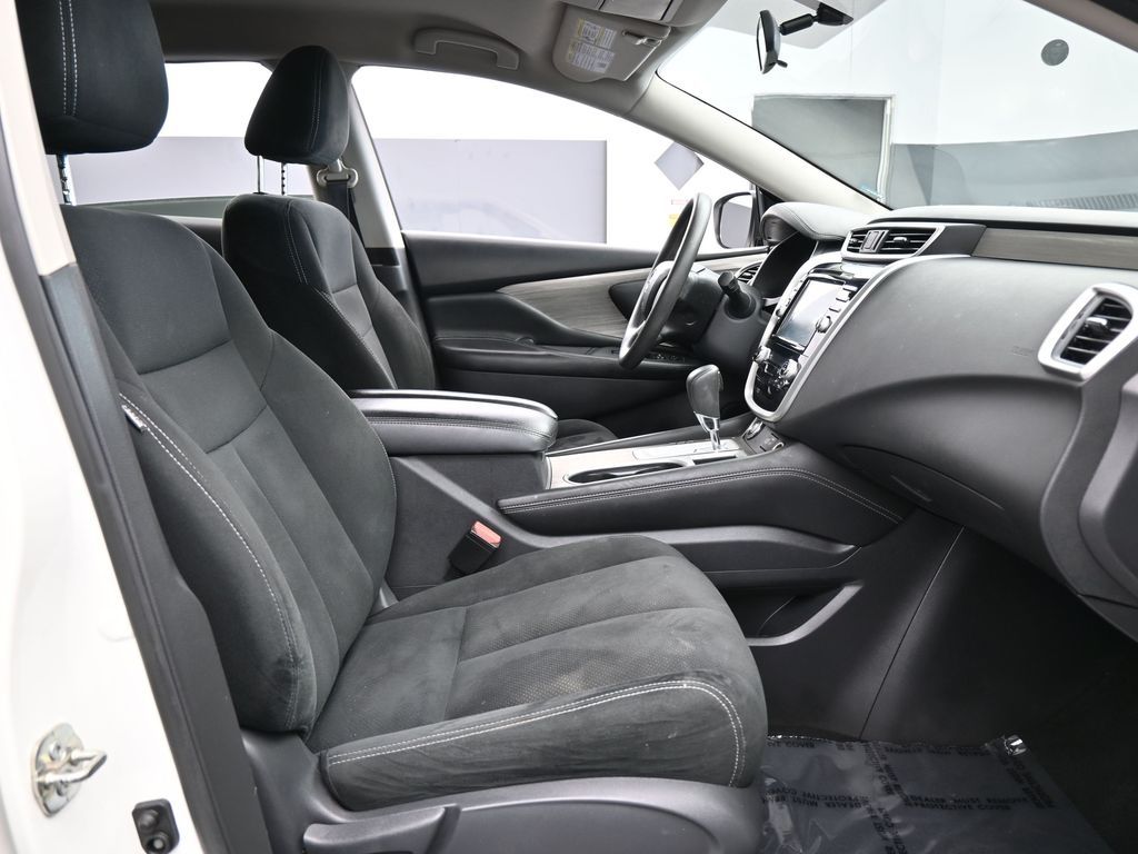 Used 2018 Pearl White Nissan S image 41