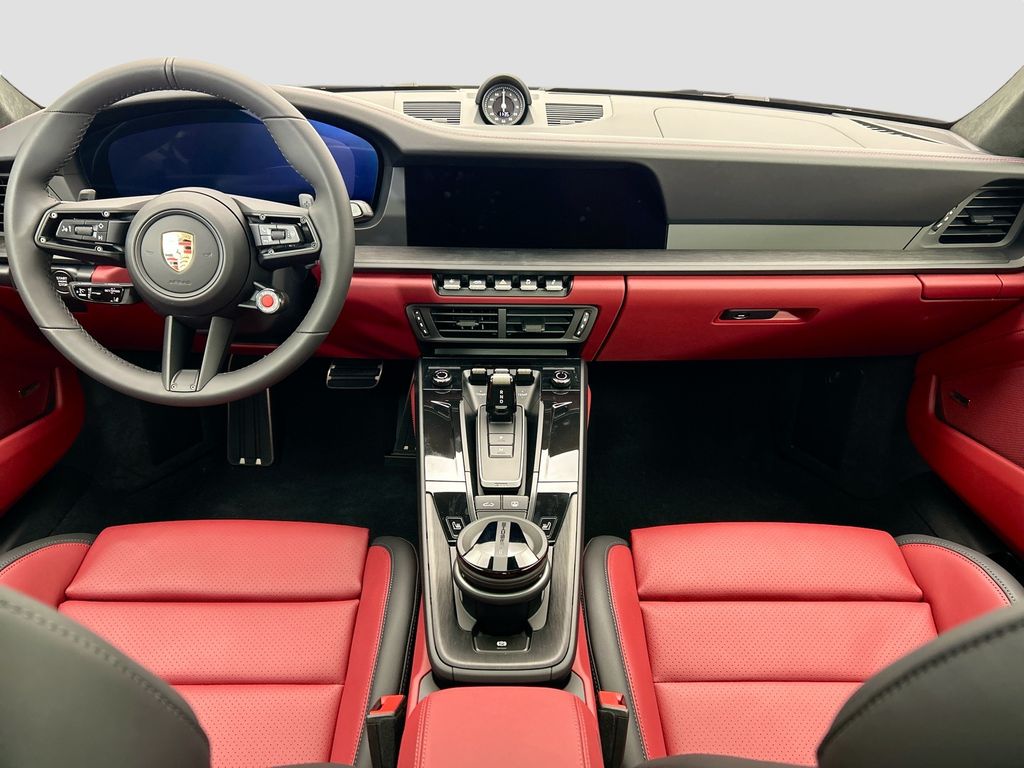 Thumbnail: 2026 Porsche 911 - 16