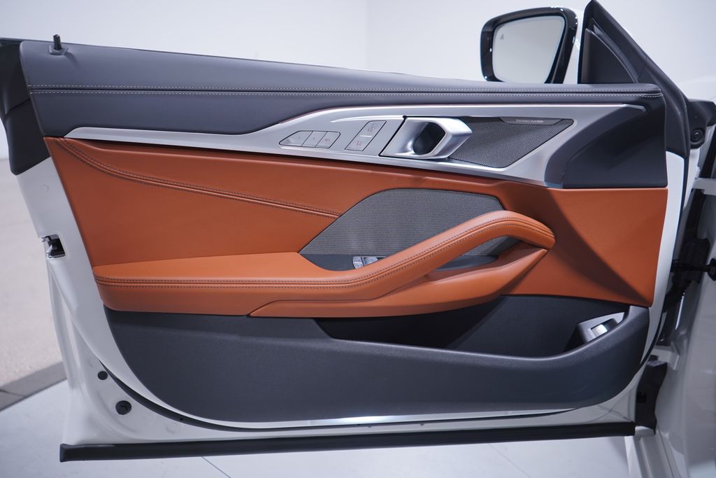 Thumbnail: 2026 BMW 8 Series - 16