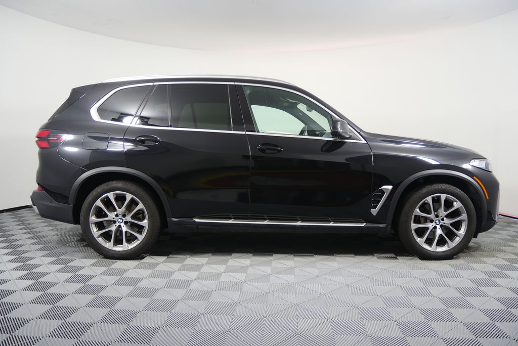 Thumbnail: 2024 BMW X5 - 2