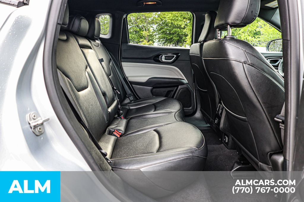 Used 2025 Silver Jeep Limited/MT Certified image 22