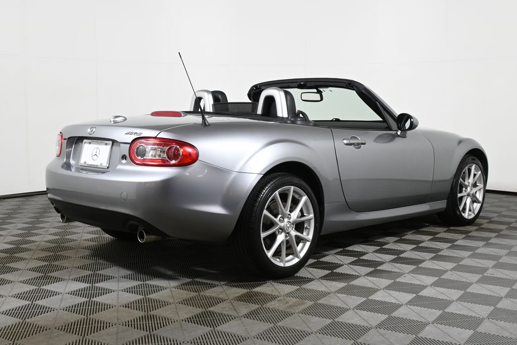 2012 Mazda MX-5 Miata Grand Touring 13