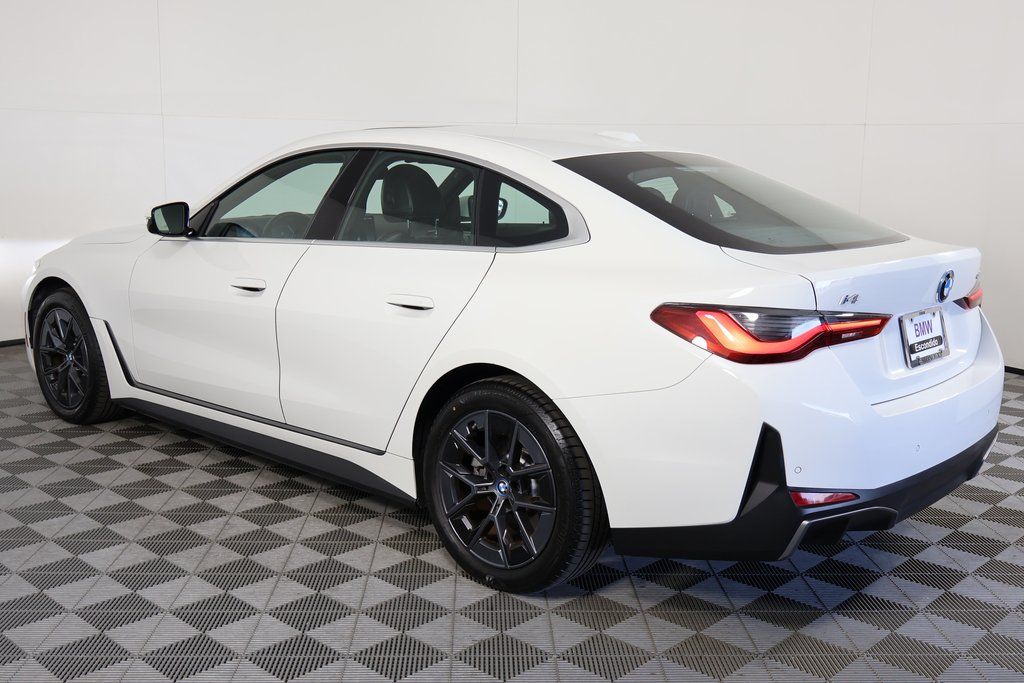 Thumbnail: 2024 BMW i4 - 6