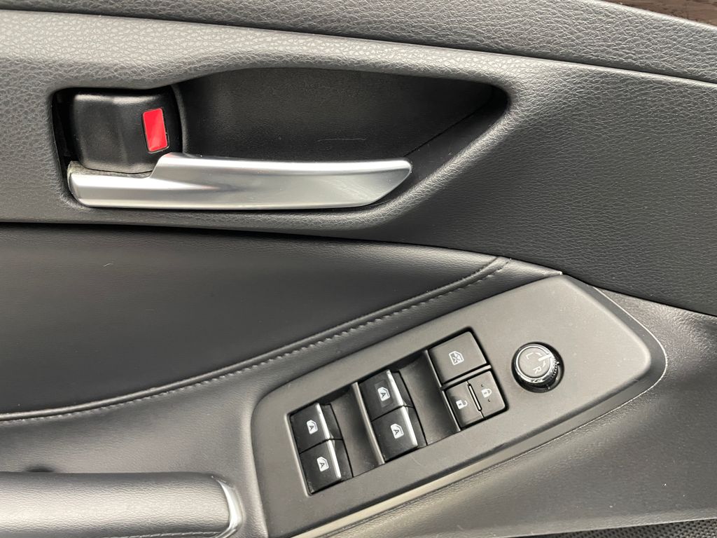 Thumbnail: 2019 Toyota Avalon - 10