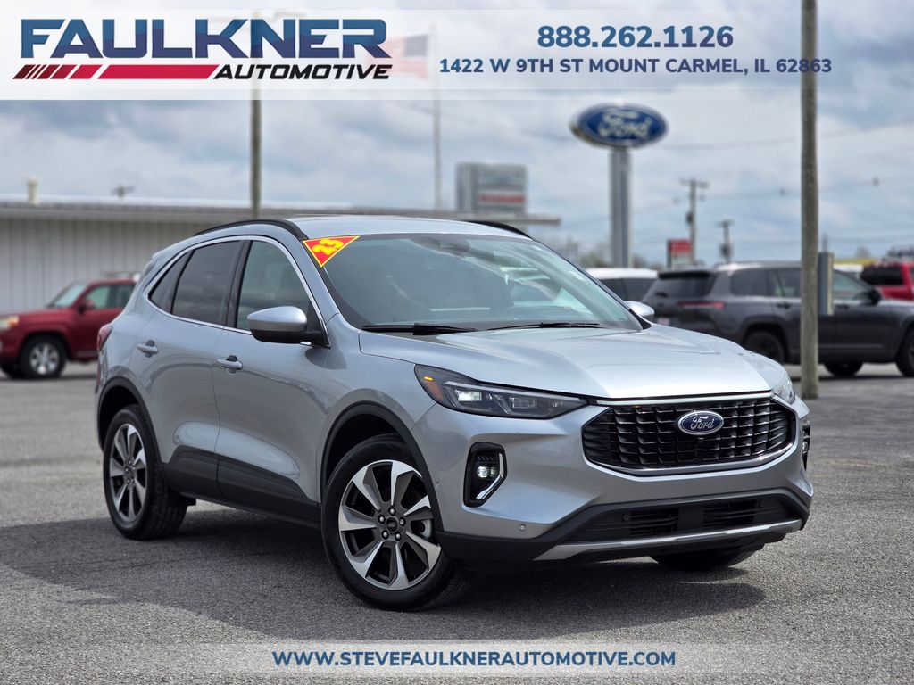 Iconic Silver Metallic 2023 Ford Escape Platinum AWD SUV / Crossover All-Wheel Drive 8-Speed Automatic