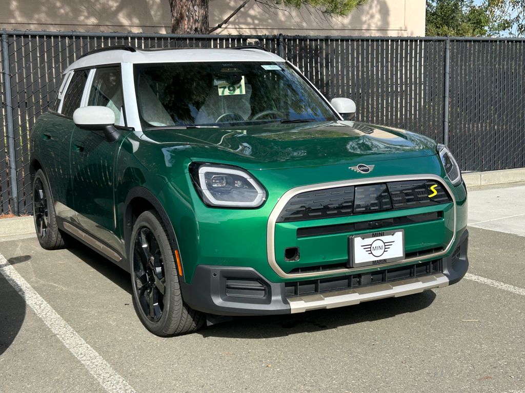 Thumbnail: 2025 MINI Cooper Countryman - 2