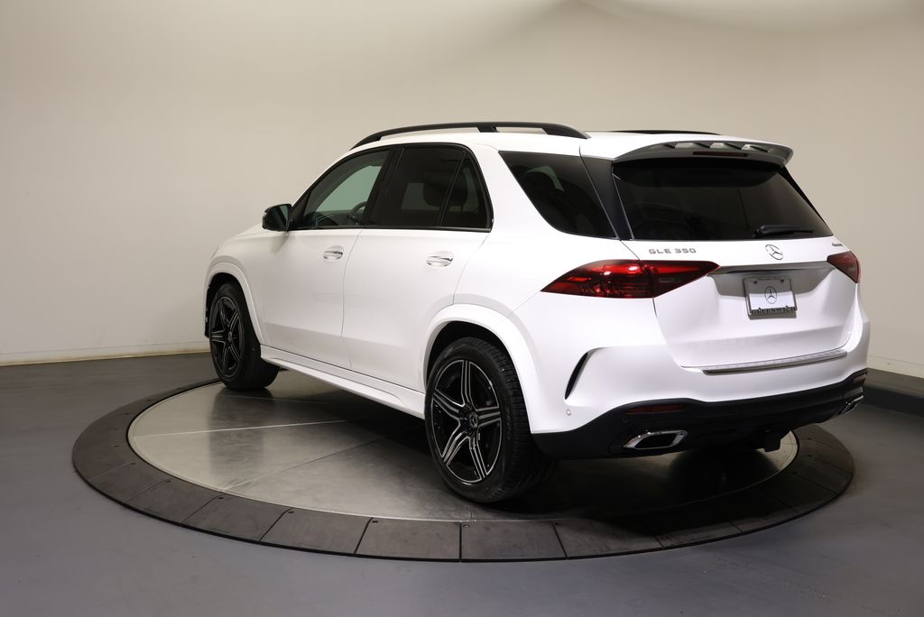 Thumbnail: 2026 Mercedes-Benz GLE - 5