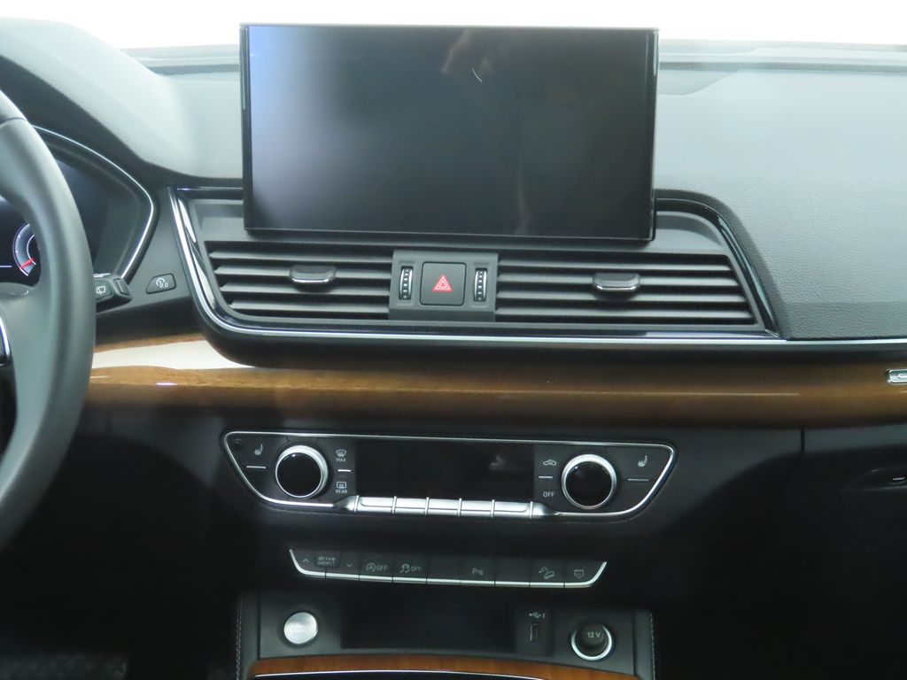 2022 Audi Q5 e Premium Plus 14