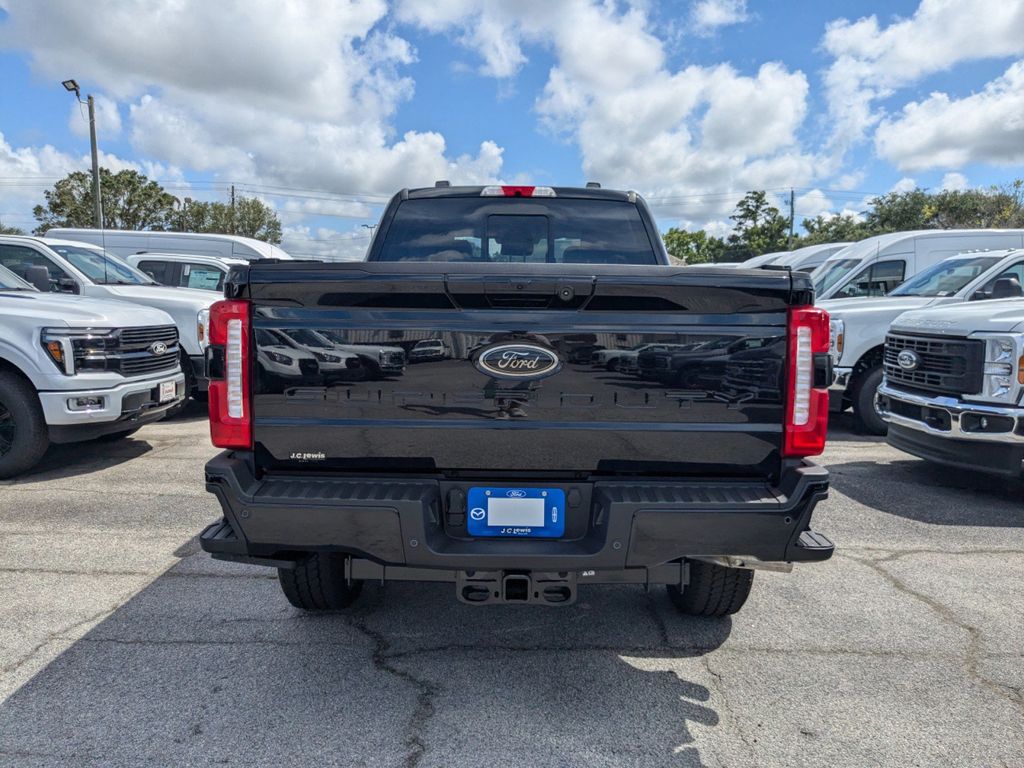 2025 Ford F-250 Super Duty Lariat