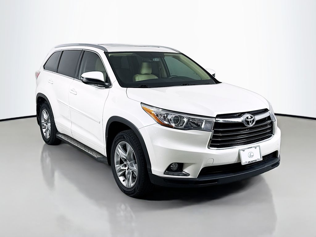 Thumbnail: 2014 Toyota Highlander - 3