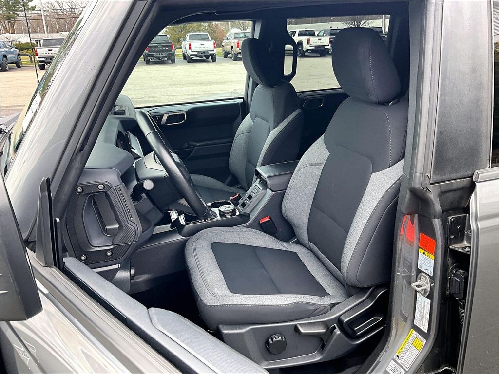 2025 Ford Bronco — photo 10