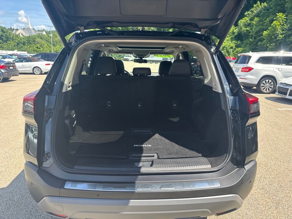 2021 Nissan Rogue SL Black at South Hills Kia