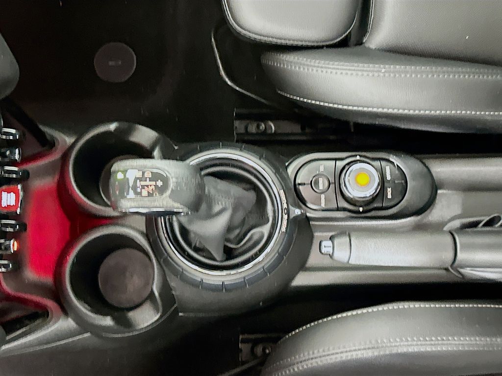 Thumbnail: 2017 MINI Cooper - 15