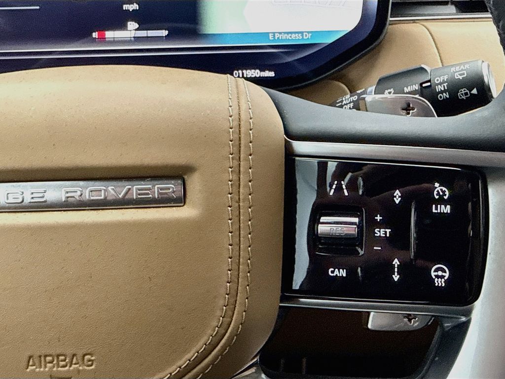 Thumbnail: 2024 Land Rover Range Rover - 12