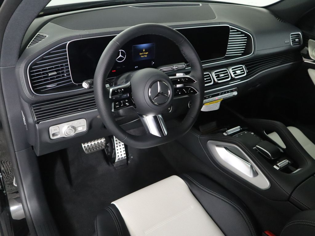 Thumbnail: 2026 Mercedes-Benz GLE - 10