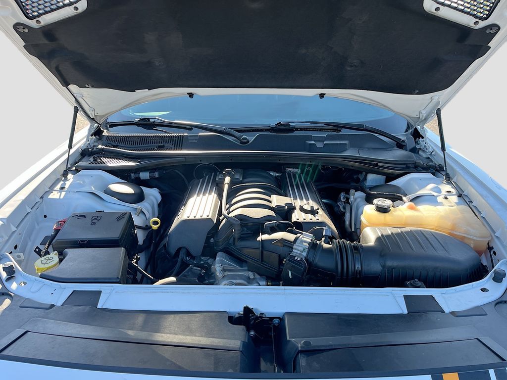 Used 2022 White Dodge R/T Scat Pack Widebody image 29