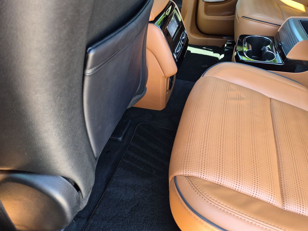 Used Car 2023 Lincoln Aviator  Black Label For Sale Under $60,000 In Austin, Texas