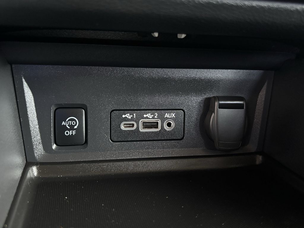 Used 2025 Nissan Sentra Sedan