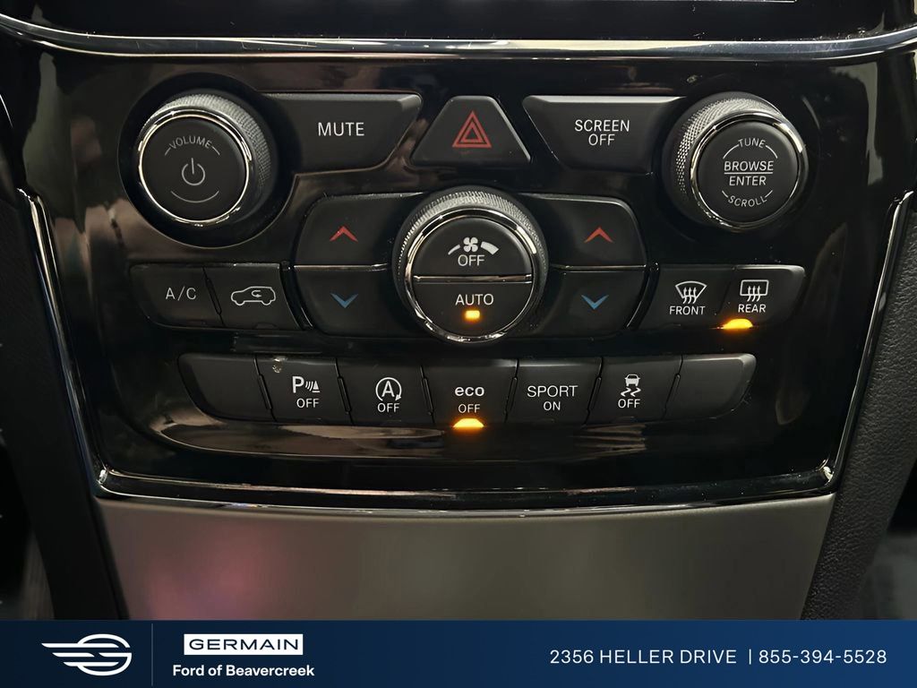 Used 2022 Black Jeep Laredo X image 21