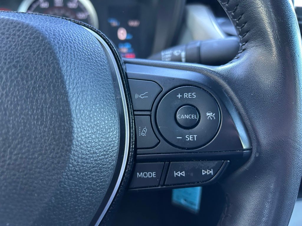 Thumbnail: 2021 Toyota Corolla - 17