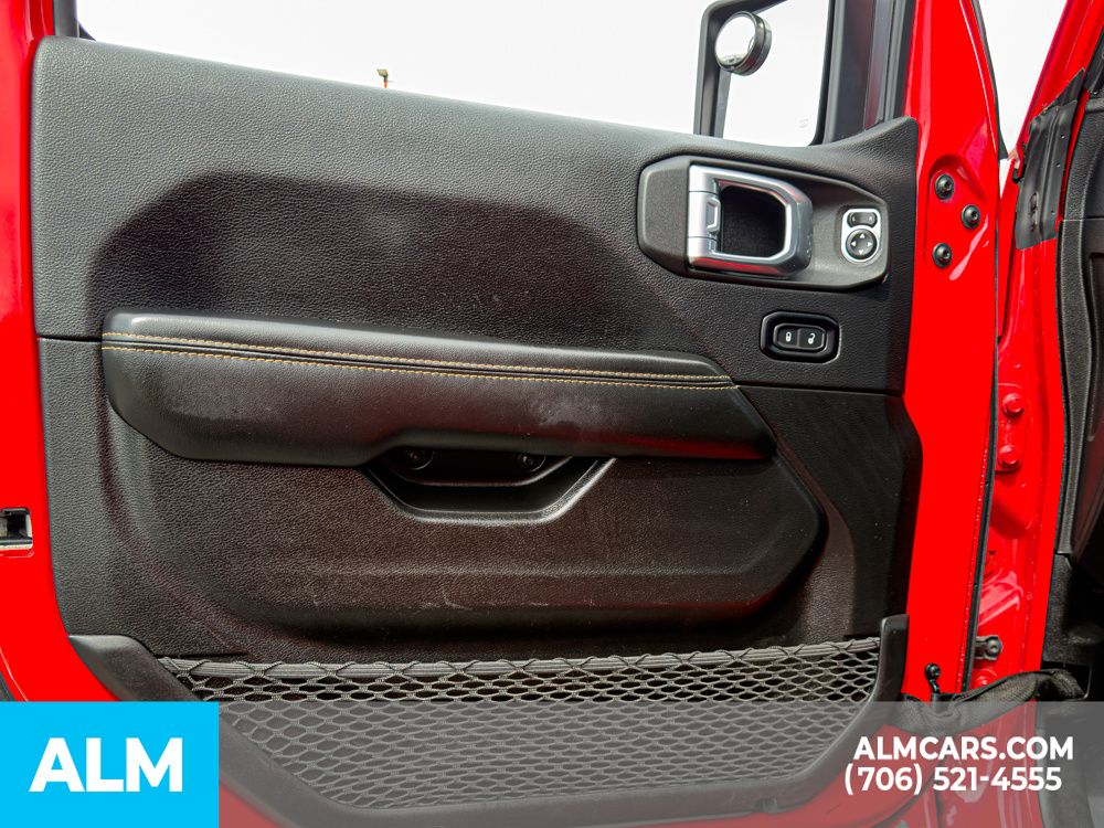 2025 Jeep Wrangler 4-Door Sahara - Photo 14