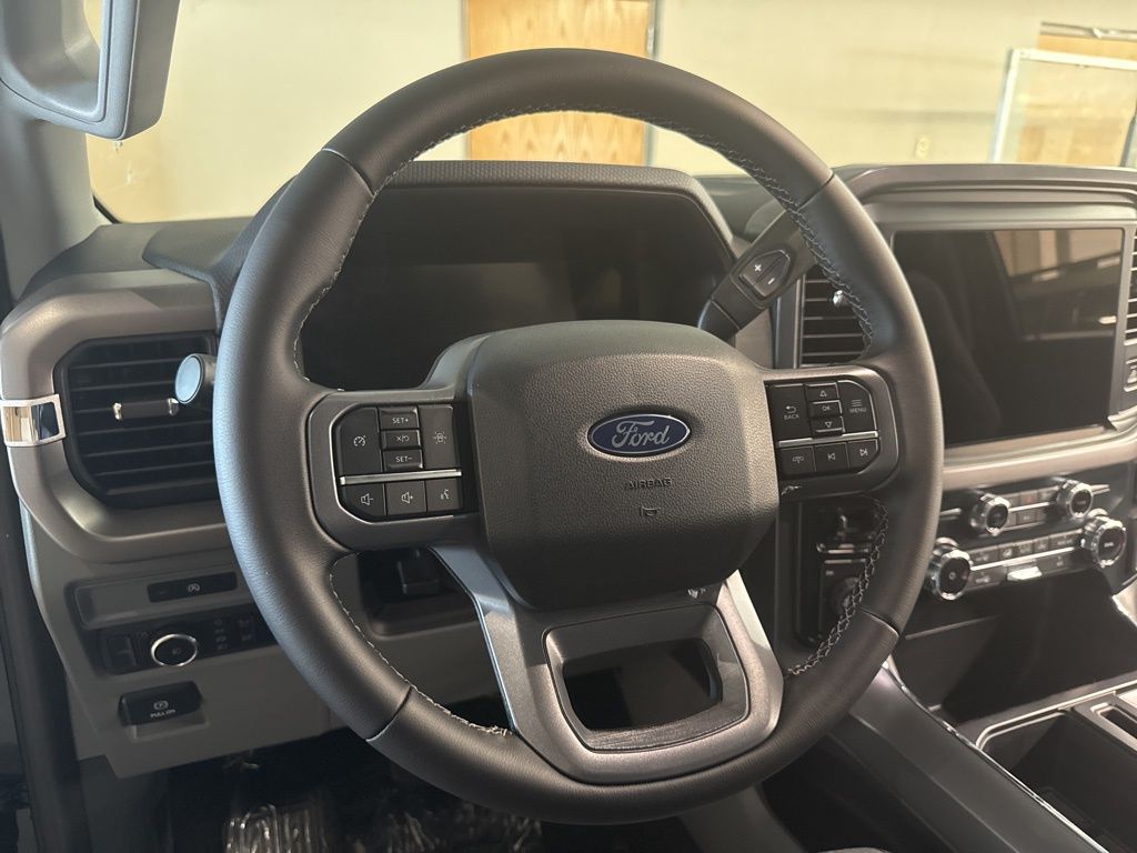 New 2025 Black Ford XLT image 11