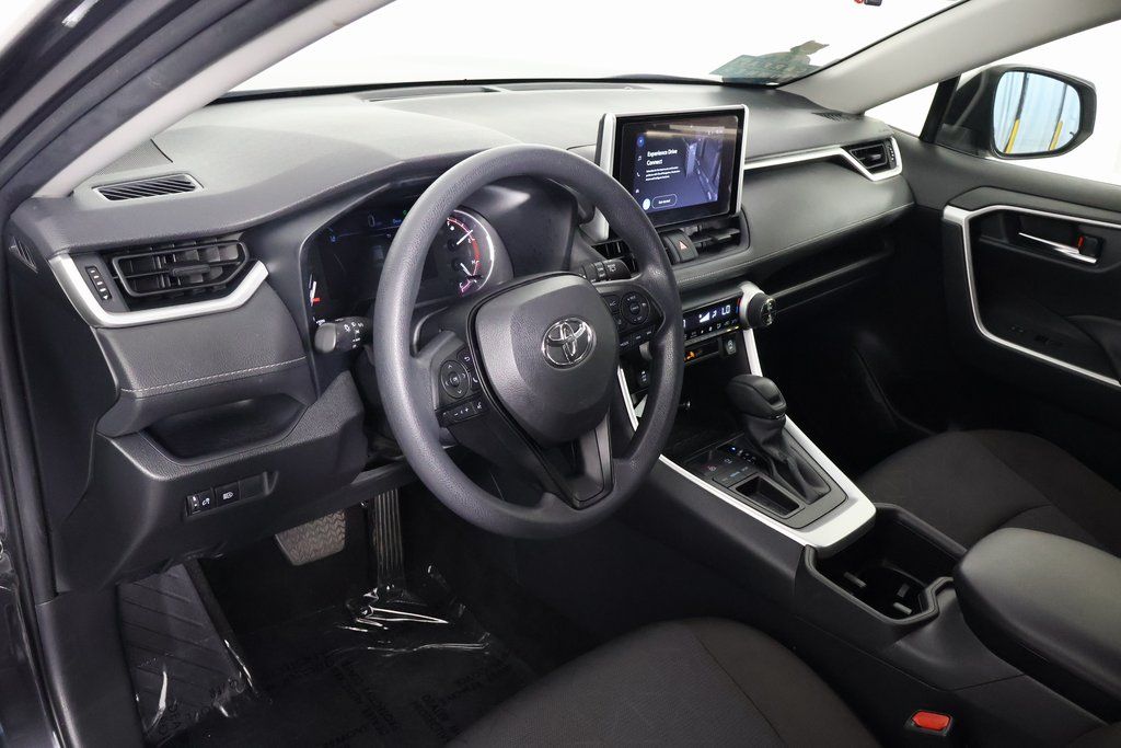 Thumbnail: 2025 Toyota RAV4 - 7