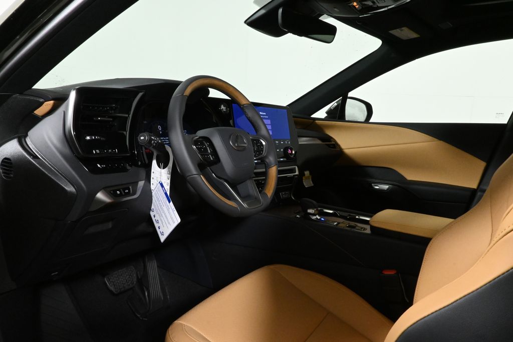 Thumbnail: 2025 Lexus RX - 15