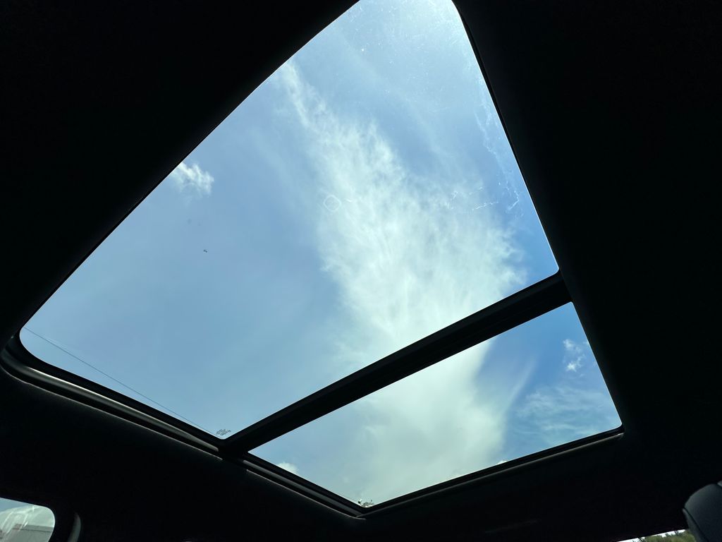 2025 Toyota Tundra Hybrid Platinum