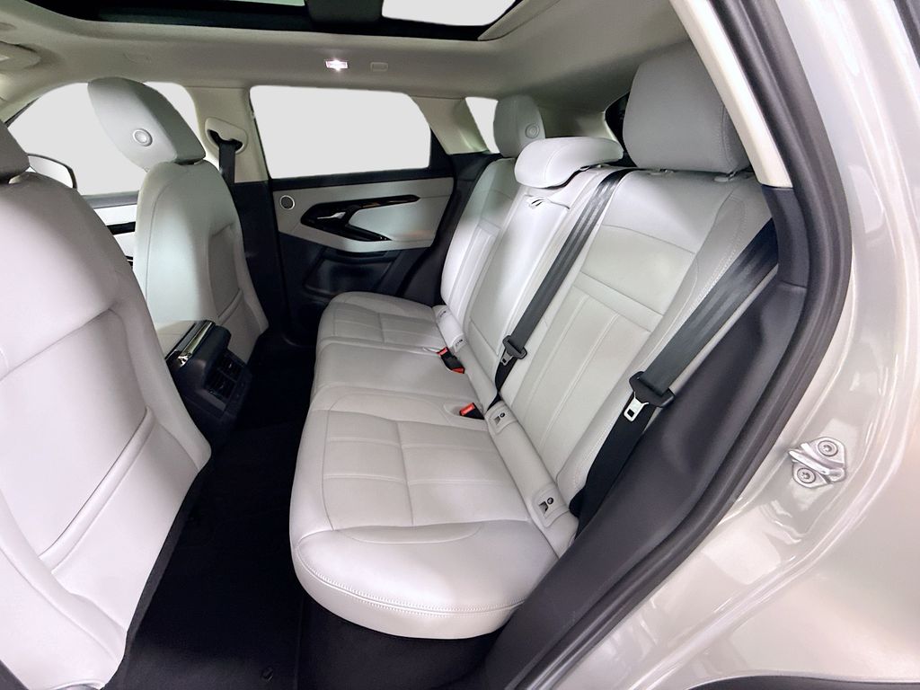 Thumbnail: 2025 Land Rover Range Rover Evoque - 21