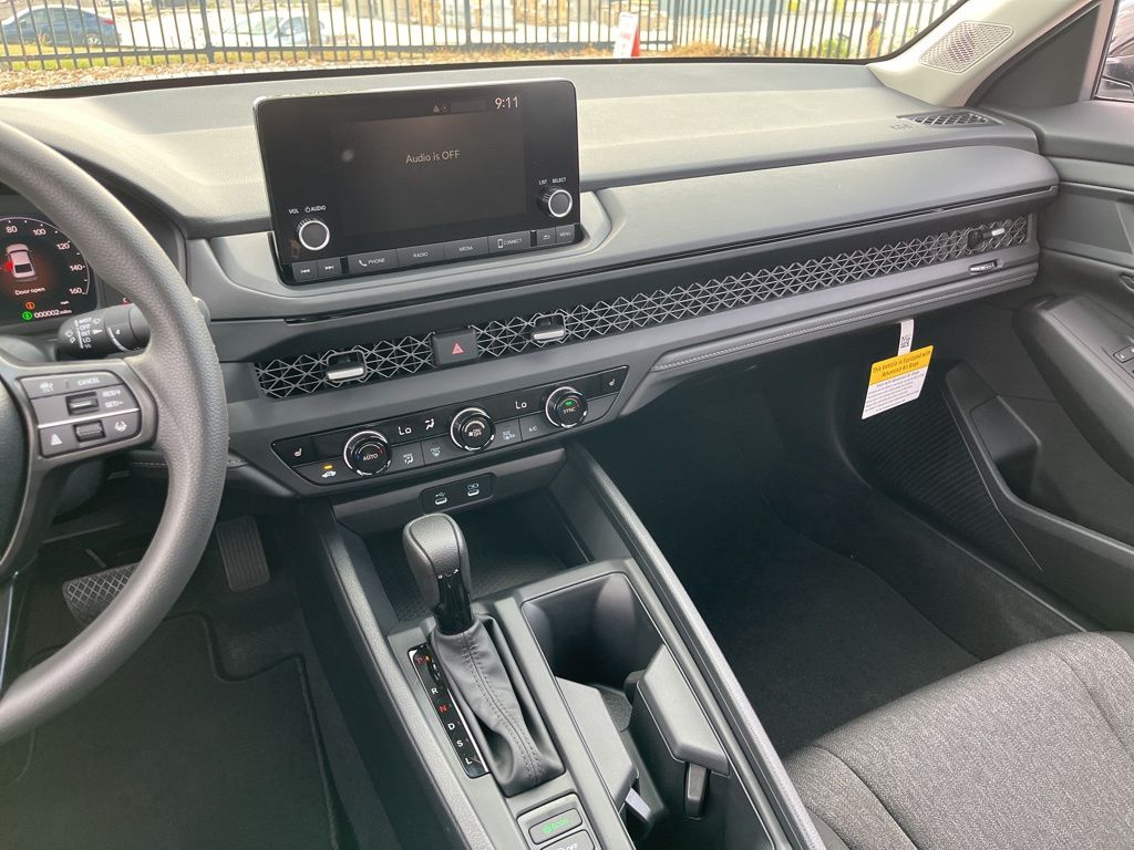 Thumbnail: 2025 Honda Accord - 9