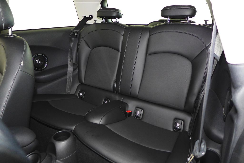 Thumbnail: 2015 MINI Cooper - 22