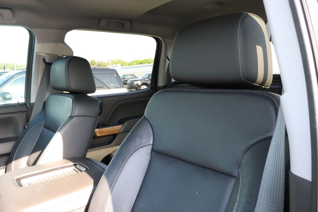 2018 Chevrolet Silverado 1500 LTZ 13