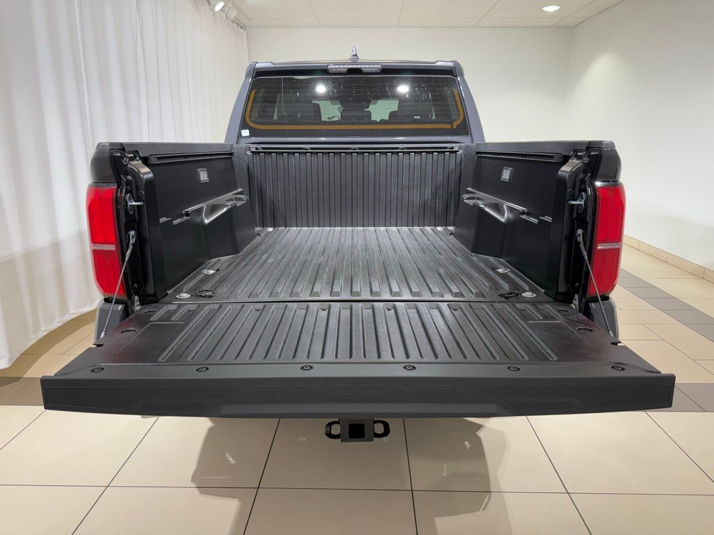 2025 Toyota Tacoma SR5 11
