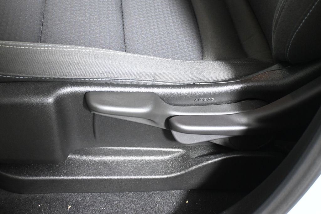 Thumbnail: 2023 Chevrolet Bolt EV - 28