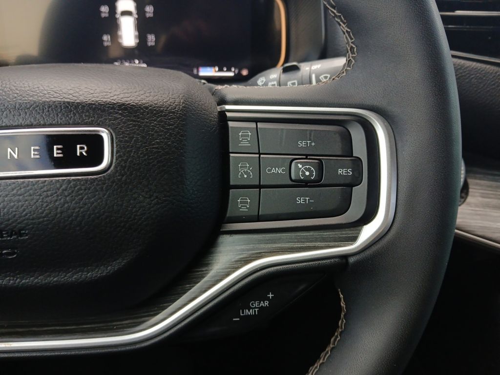 Used Car 2023 Jeep Wagoneer  Series Ii For Sale Under $40,000 In Austin, Texas