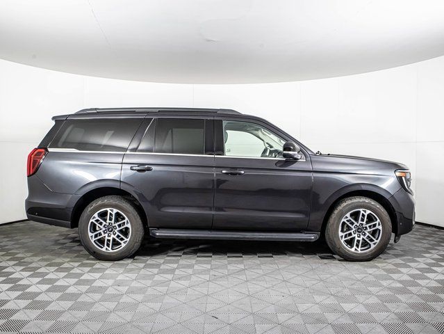 Used 2025 Gray Ford Active image 2