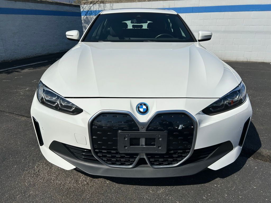 2024 BMW i4 xDrive40 8
