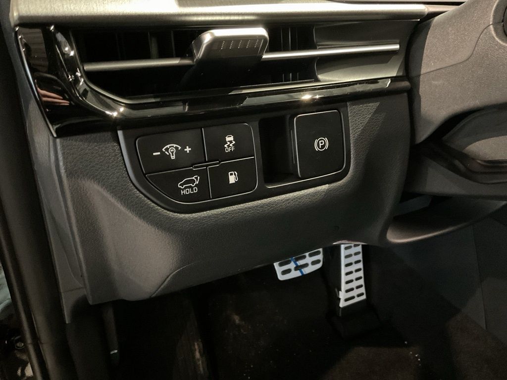 New 2026 Black Kia X-Line Prestige image 12